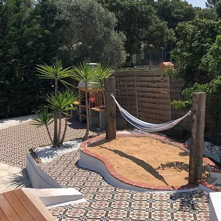 Daire Pool Oasis With Mountain Views